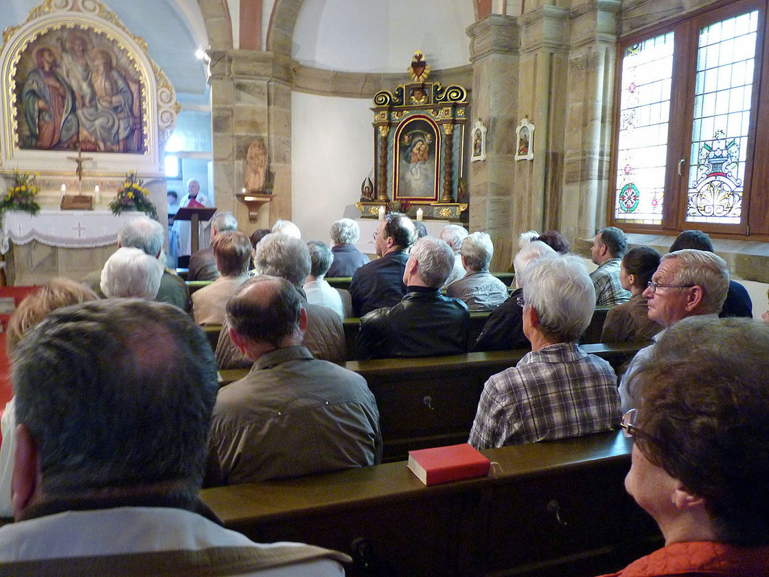 Einweihung der sieben Fußfälle im Oktober 2012 (Foto: Karl-Franz Thiede)